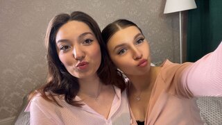 LoraAndLilian