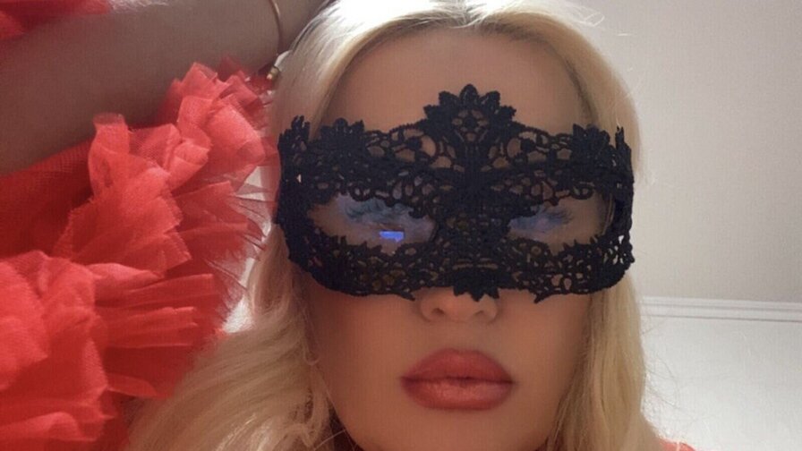 BlondeLana