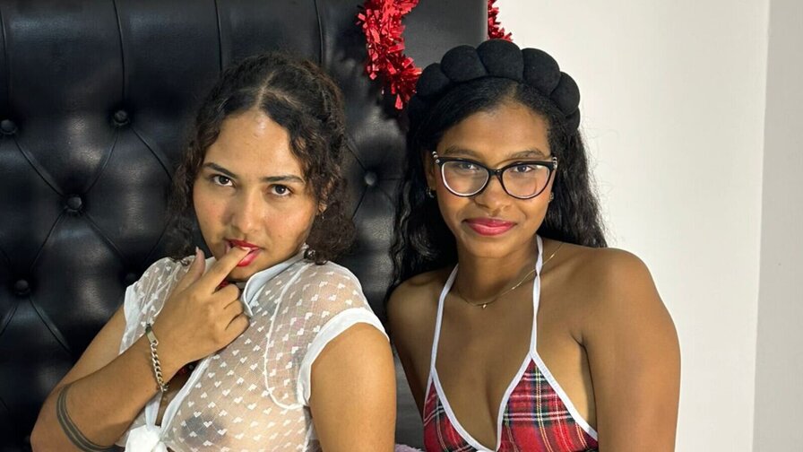 SusanaaAndJuli